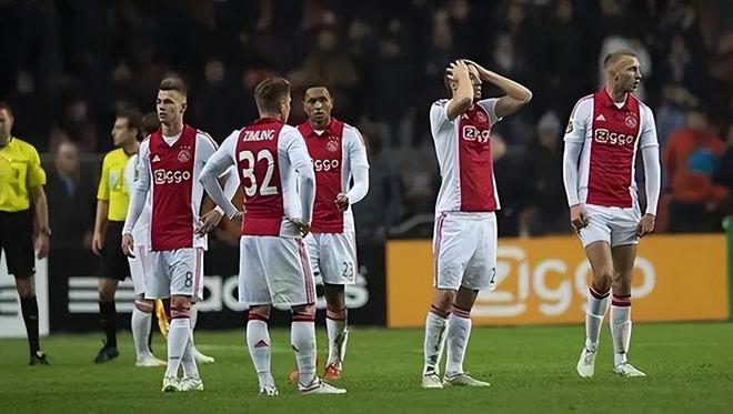 期打出场均 期打出场均