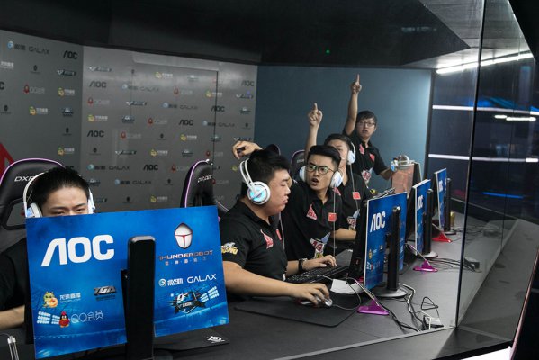 够参与更加 够参与更加